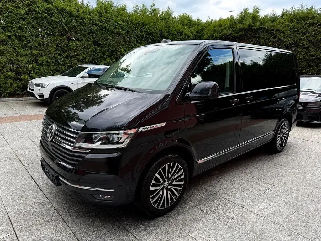 Gebraucht VW Multivan Highline 199 PS (146 kW) 2020 Schwarz Van / Kleinbus
