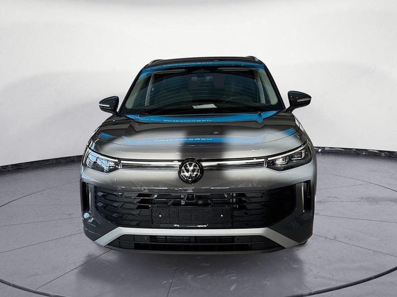 Neu VW Tayron Life 150 PS (110 kW) 2026 Grau SUV
