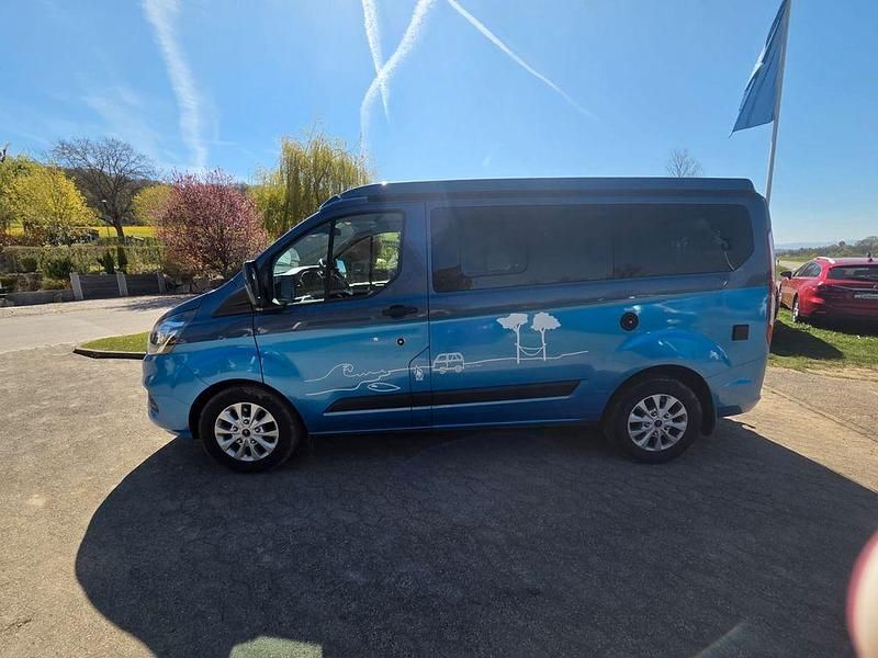 Gebraucht Ford Transit Trend 185 PS (136 kW) 2022 Blau Kombi