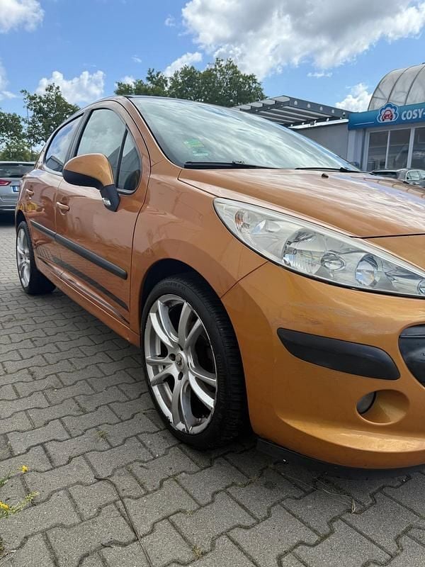 Beige Gebraucht 2007 Peugeot 207 Kleinwagen | 2.600 € (Fairer Preis) - Bild 1/4