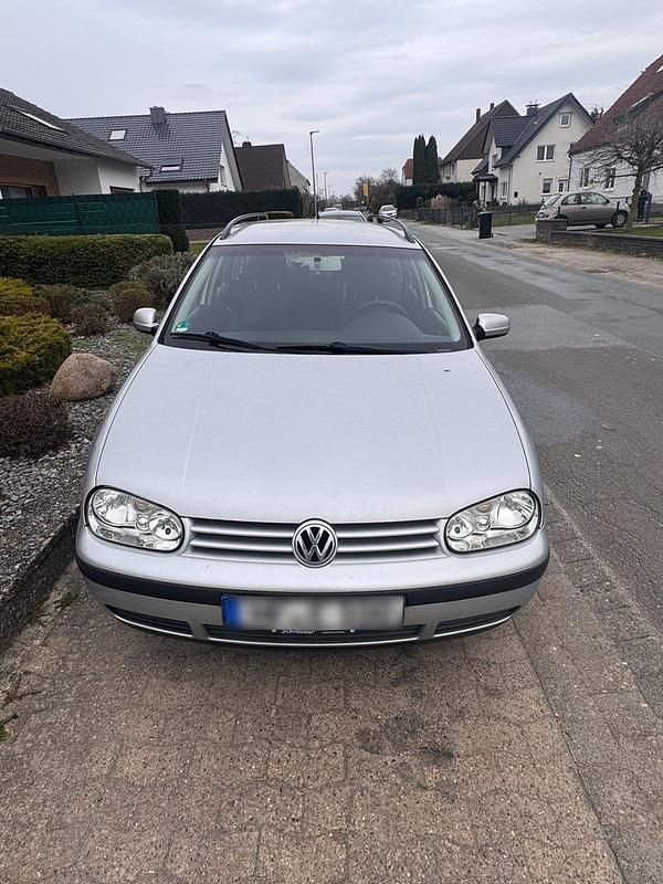 Gebraucht VW Golf IV 75 PS (55 kW) 2004 Silber Kombi