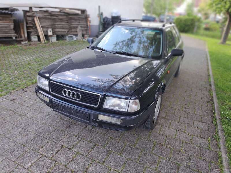 Schwarz Gebraucht 1993 Audi 80 Kombi | 700 € - Bild 1/4