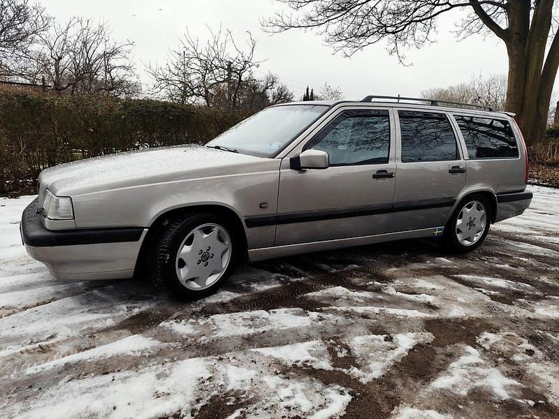 Gebraucht Volvo 850 144 PS (105 kW) 1996 Silber Kombi