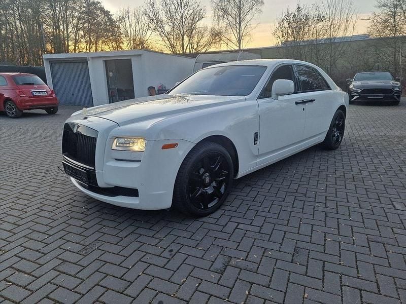 Gebraucht Rolls Royce Ghost 571 PS (419 kW) 2010 Weiß Limousine