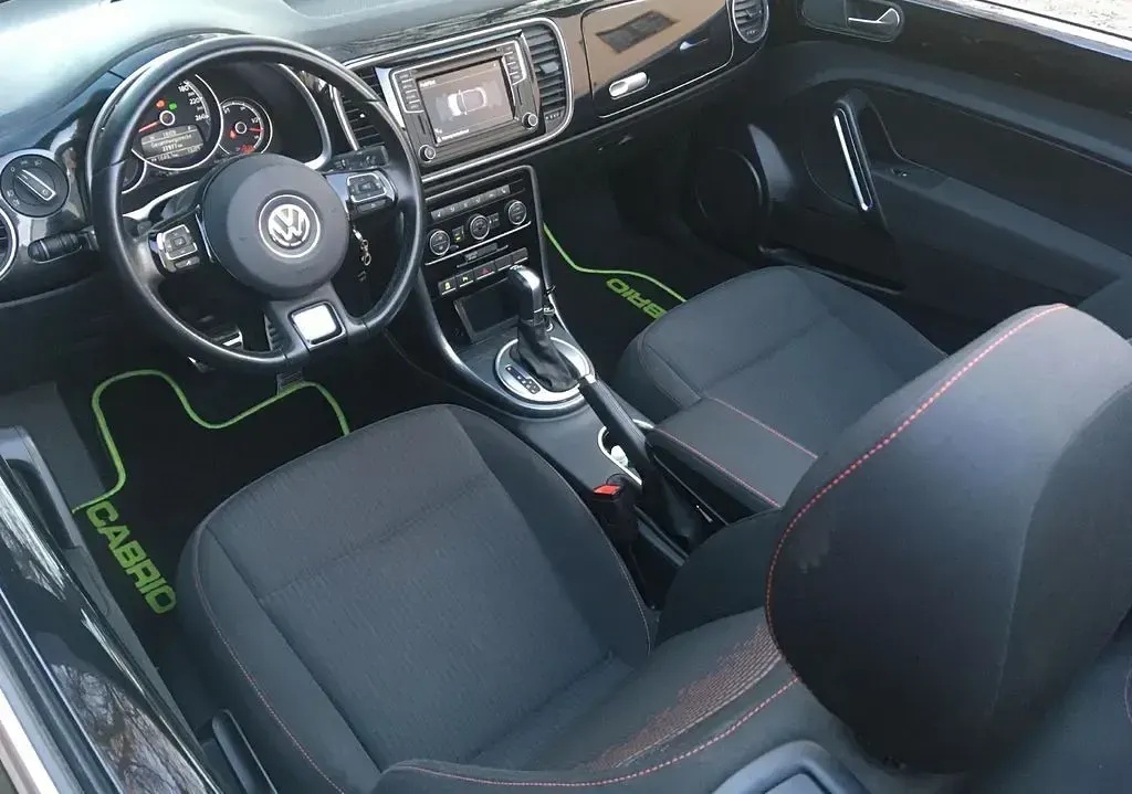 Gebraucht VW Beetle Exclusive 105 PS (77 kW) 2017 Schwarz Kleinwagen