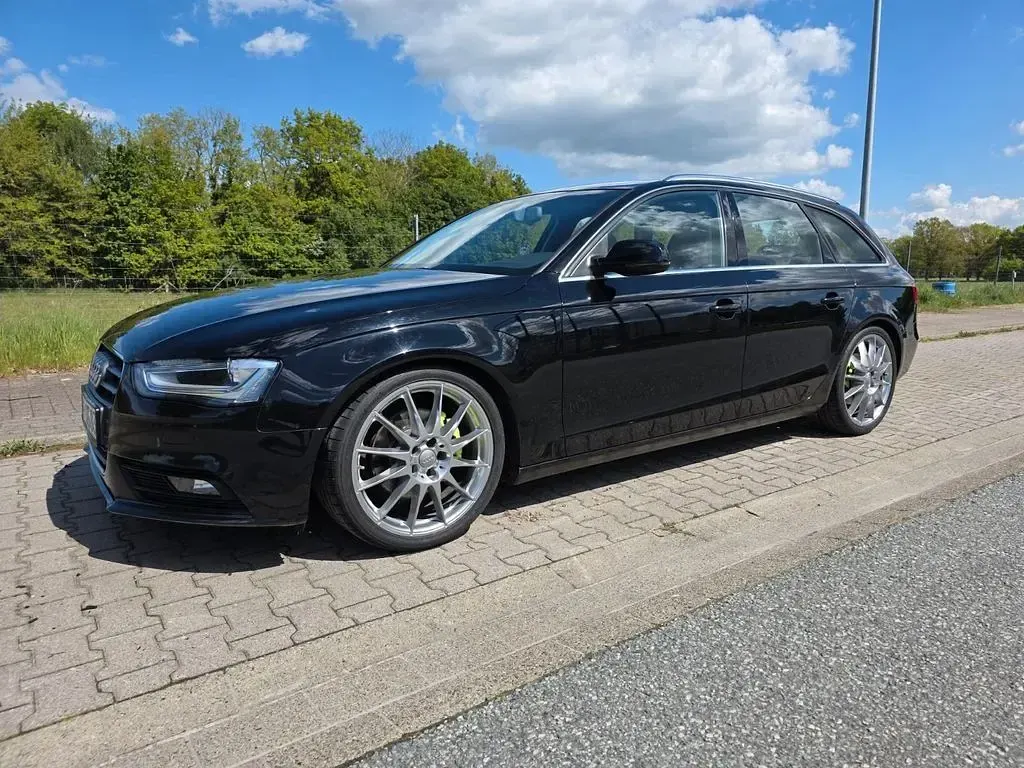 Gebraucht Audi A4 Ambition 150 PS (110 kW) 2014 Schwarz Kombi
