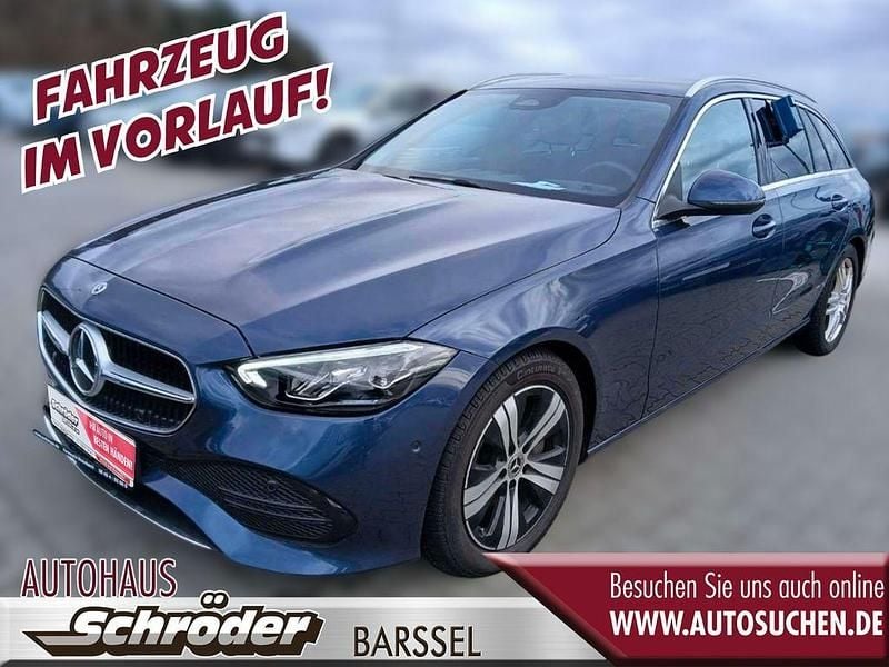 Gebraucht Mercedes C200 163 PS (119 kW) 2023 Blau Limousine