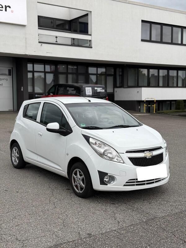 Weiß Gebraucht 2012 Chevrolet Spark LS Kleinwagen | 2.300 € (Fairer Preis) - Bild 1/4