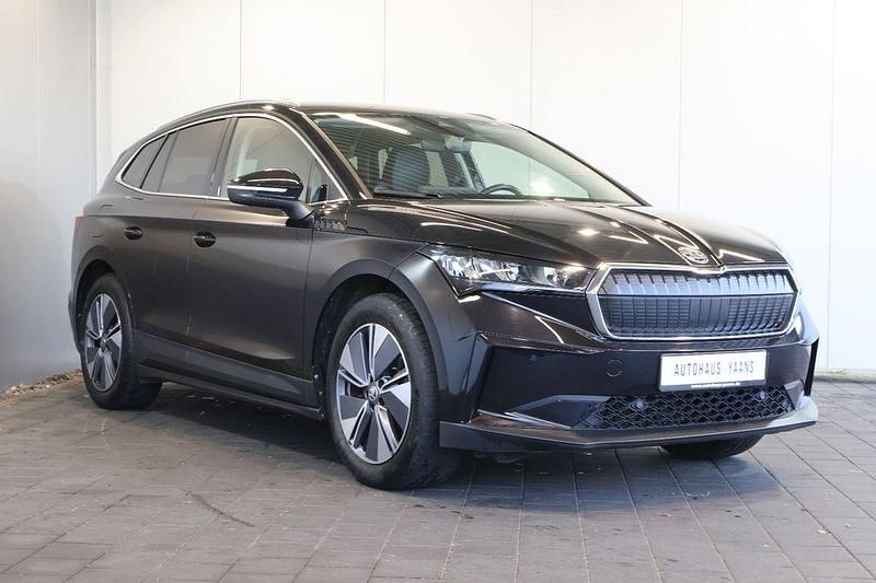 Gebraucht Skoda Enyaq iV Loft 131 kW (179 PS) 2021 Cerna magic/black magic SUV