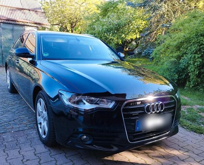 Schwarz Gebraucht 2012 Audi A6 Kombi | 10.900 € (Fairer Preis) - Bild 1/4