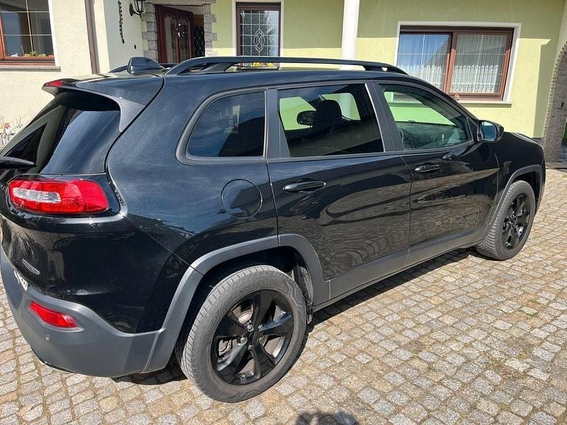 Gebraucht Jeep Cherokee Night Eagle 200 PS (147 kW) 2016 Schwarz SUV