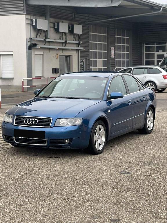 Blau Gebraucht 2004 Audi A4 Sport Limousine | 1.799 € (Superpreis) - Bild 1/4