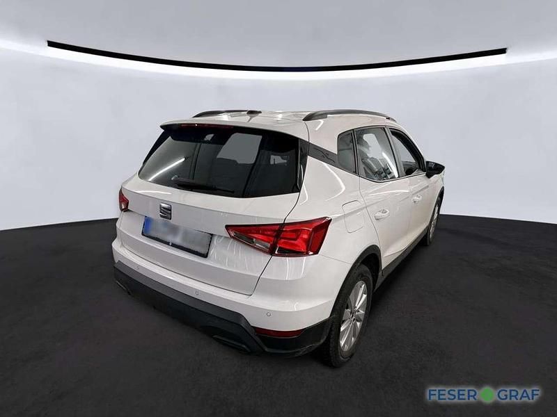 Second-hand Seat Arona Style 110 CP (80 kW) 2023 Alb SUV