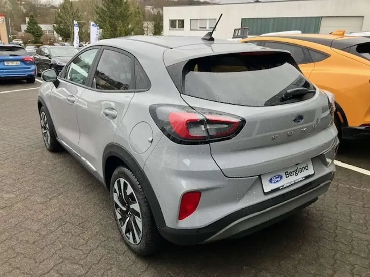 Gebraucht Ford Puma Titanium 125 PS (91 kW) 2023 Grey matter grau SUV
