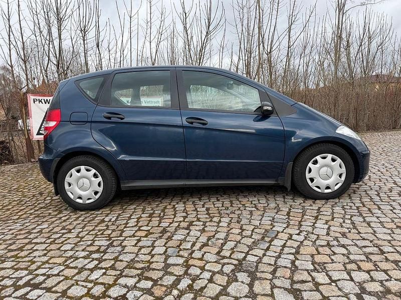 Gebraucht Mercedes A170 Elegance 116 PS (85 kW) 2005 Blau Van / Kleinbus