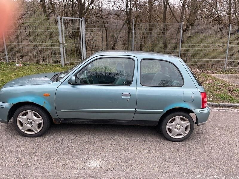 Gebraucht Nissan Micra 60 PS (44 kW) 2001 Blau Kleinwagen