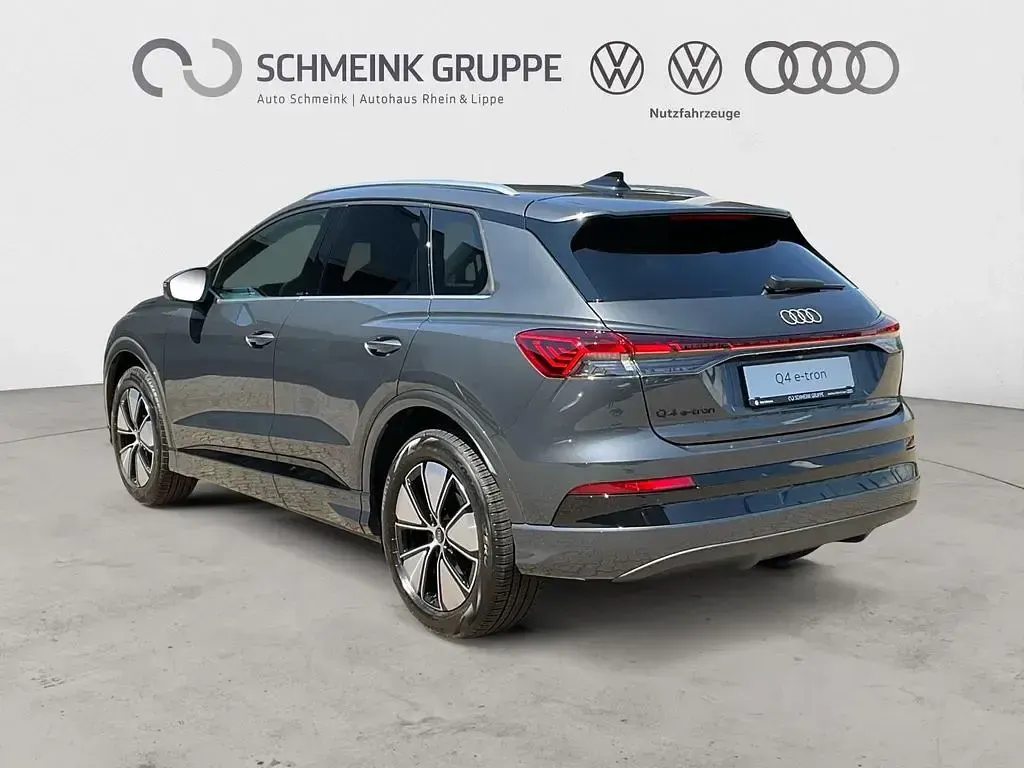 Neu Audi Q4 e-tron Performance 150 kW (204 PS) 2026 Grau SUV