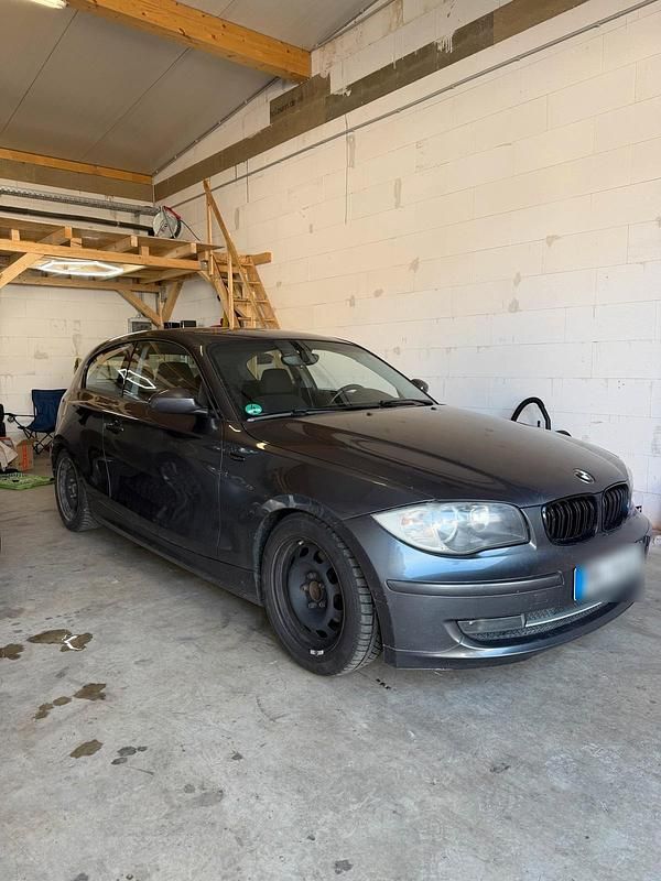 Gebraucht BMW 118 2007 Grau Kleinwagen