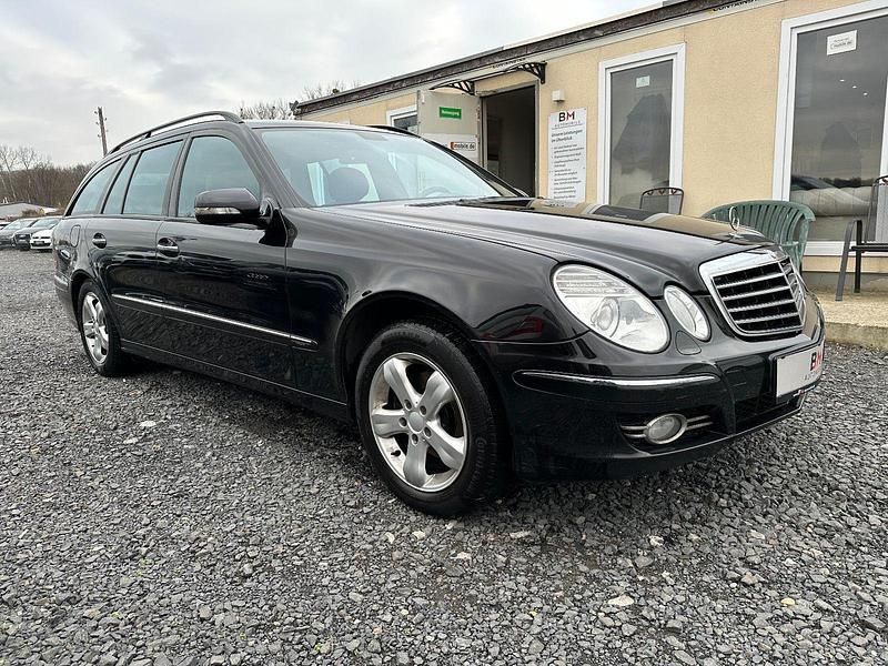 Gebraucht Mercedes E220 170 PS (125 kW) 2006 Schwarz Kombi