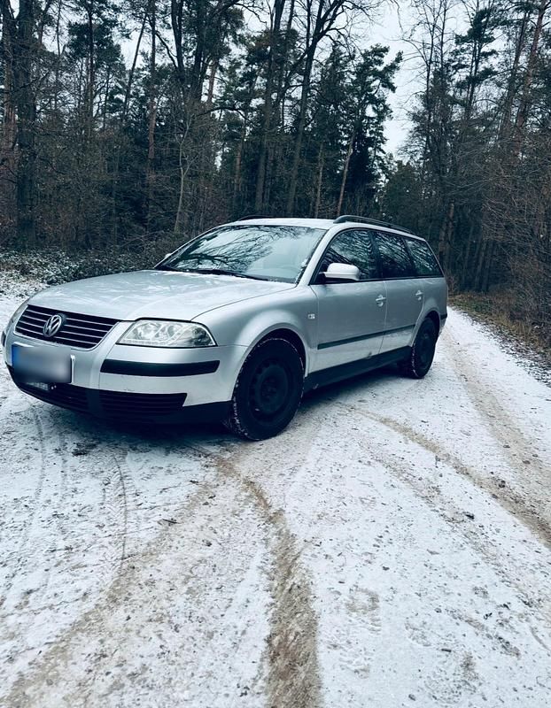Gebraucht VW Passat 131 PS (96 kW) 2001 Silber Kombi