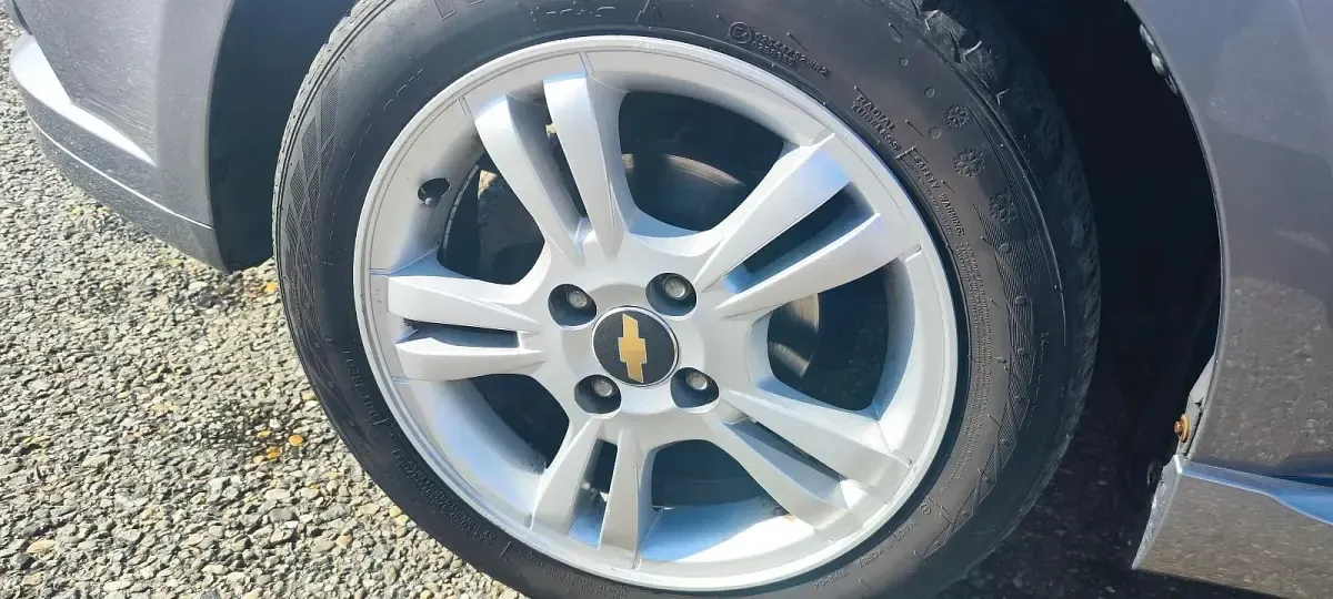 Second-hand Chevrolet Aveo 101 CP (74 kW) 2008 Gri Hatchback