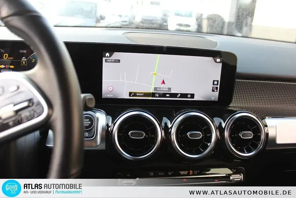 Gebraucht Mercedes GLB180 116 PS (85 kW) 2023 Silber SUV