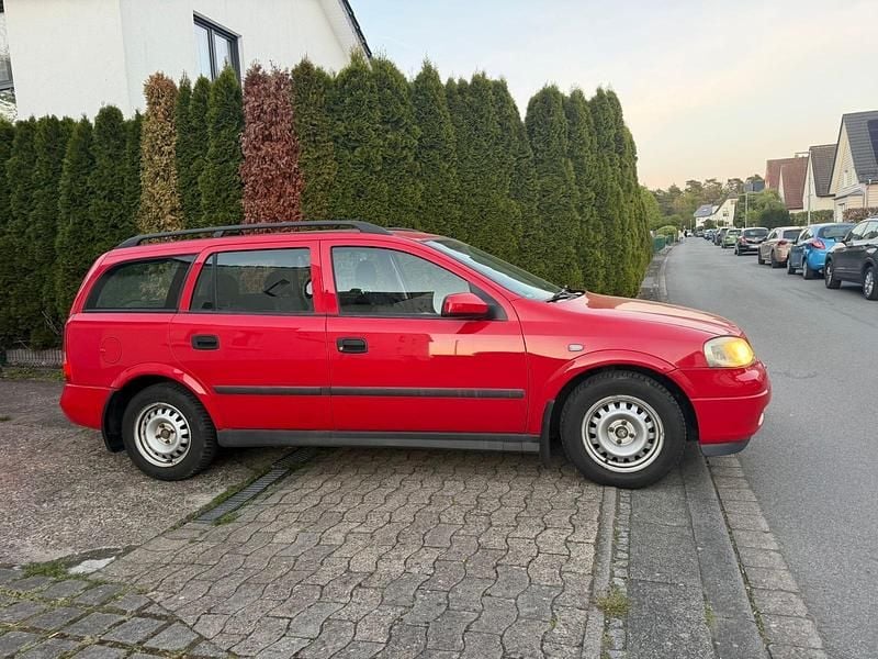 Second-hand Opel Astra 84 CP (61 kW) 2001 Roșu Break