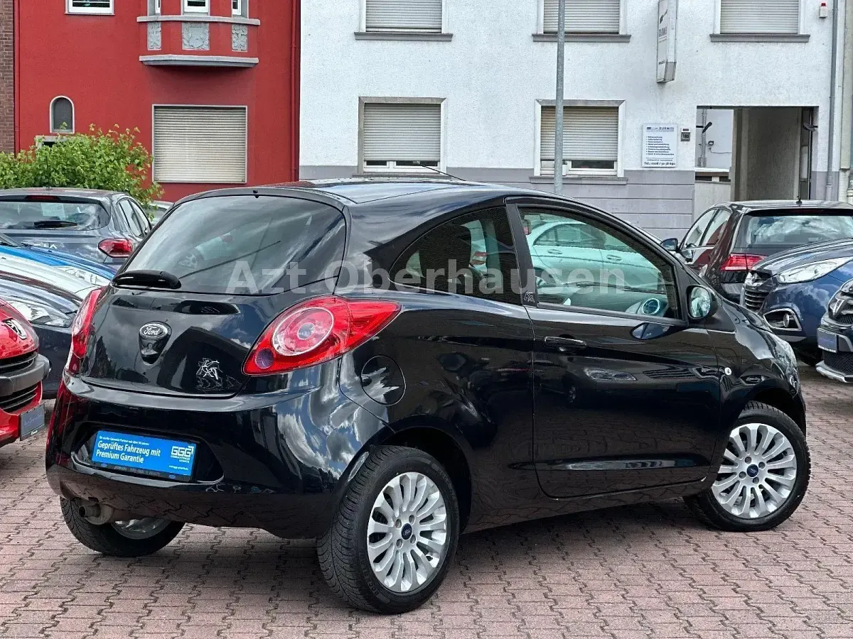 Gebraucht Ford Ka Titanium 69 PS (50 kW) 2010 Schwarz Kleinwagen