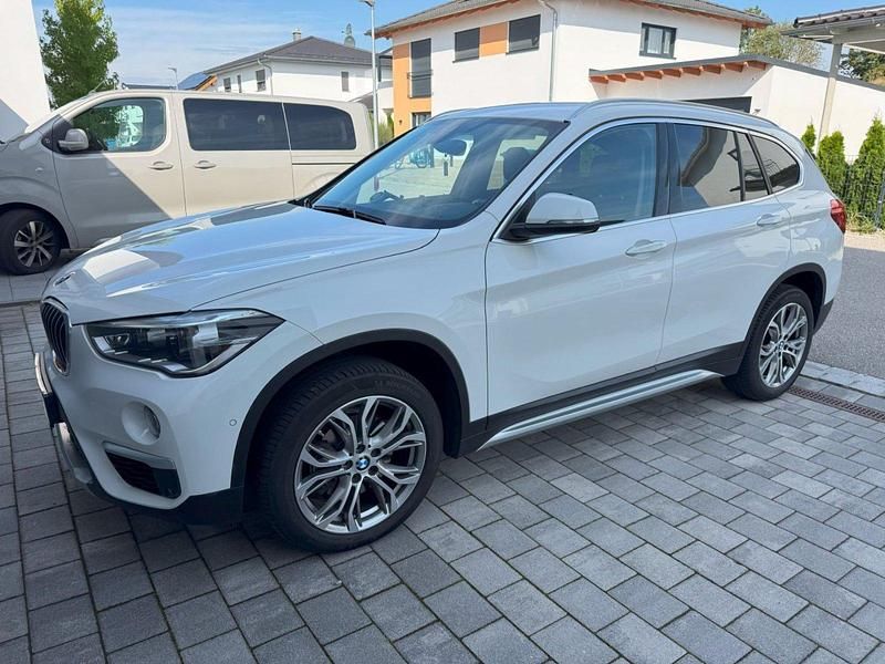 Weiß Gebraucht 2018 BMW X1 Performance SUV | 19.000 € (Guter Preis) - Bild 1/4