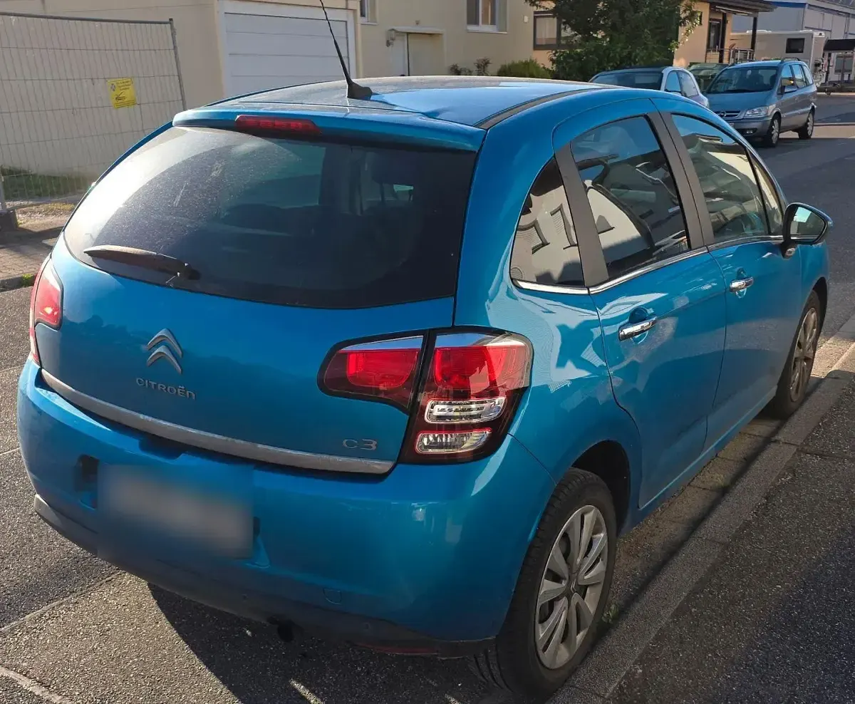Gebraucht Citroën C3 PureTech 82 PS (60 kW) 2015 Blau Kleinwagen