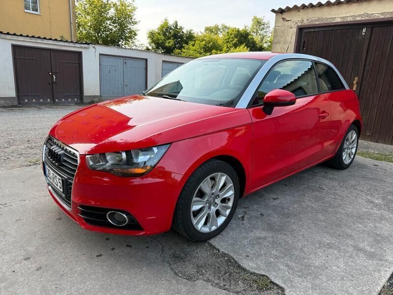 Rot Gebraucht 2011 Audi A1 Kleinwagen | 4.990 € (Superpreis) - Bild 1/4