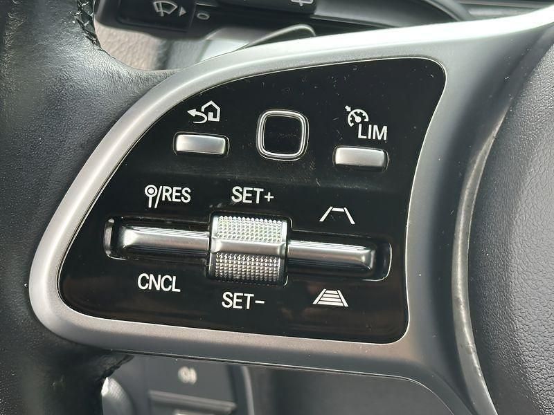 Gebraucht Mercedes GLB180 116 PS (85 kW) 2023 SUV