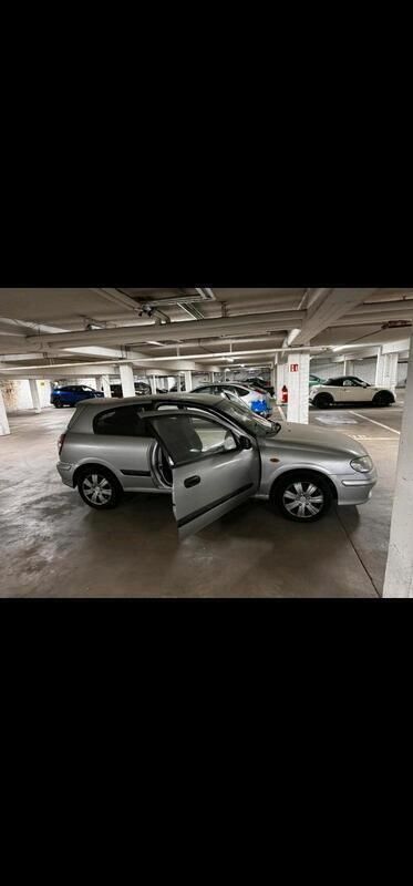Silber Gebraucht 2001 Nissan Almera Kleinwagen | 1.000 € - Bild 1/4