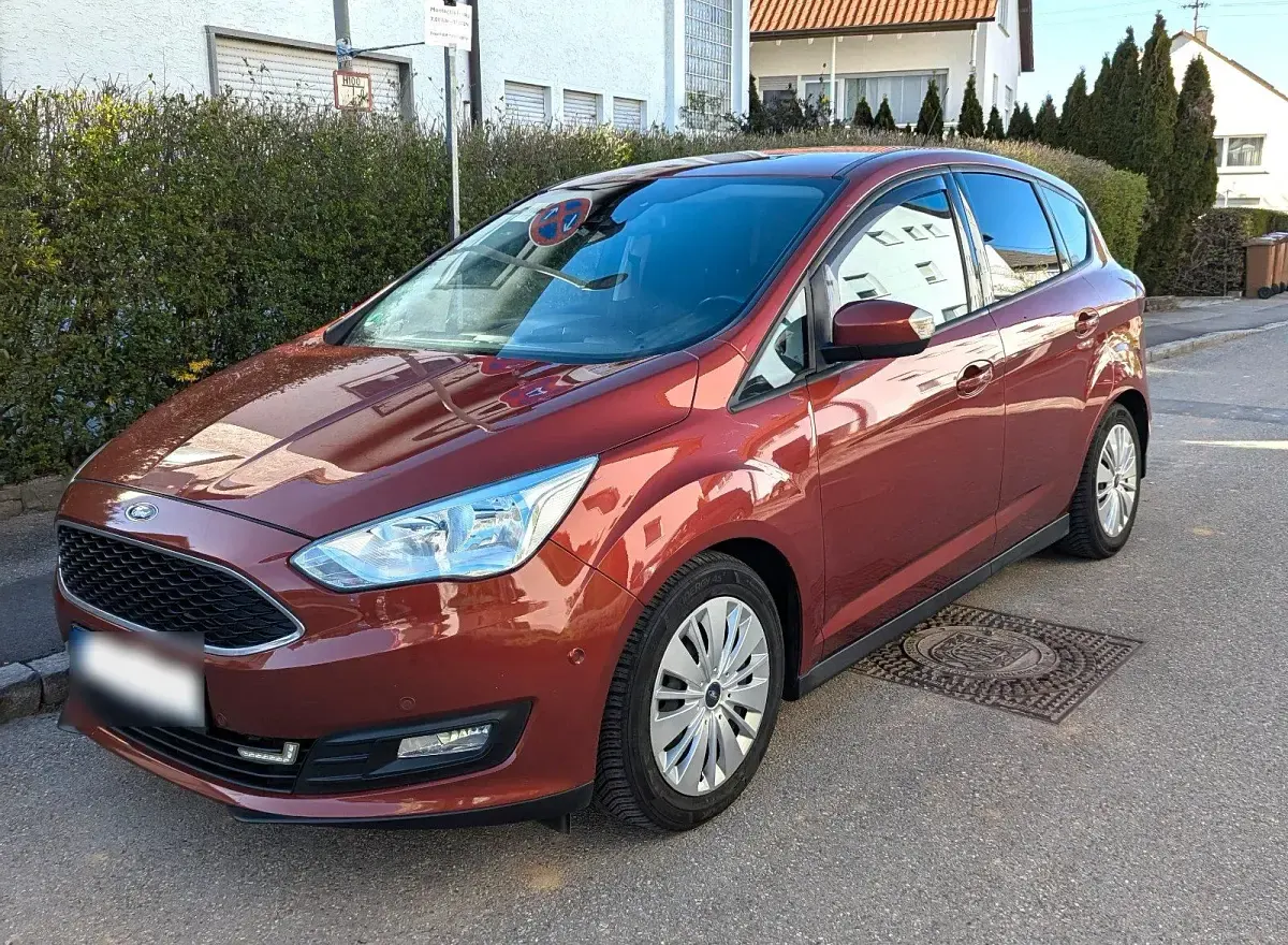Gebraucht Ford C-MAX Titanium 150 PS (110 kW) 2017 Rot Van / Kleinbus