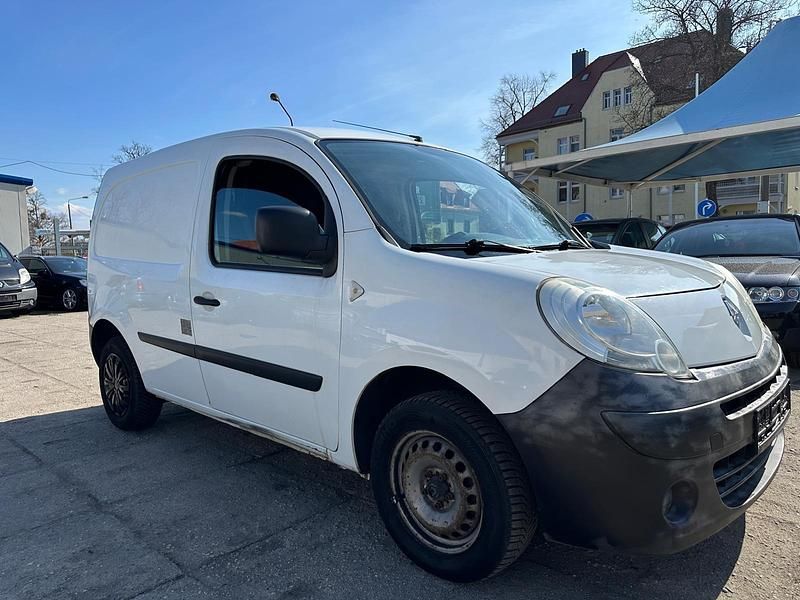 Gebraucht Renault Kangoo 68 PS (50 kW) 2011 Weiß Van / Kleinbus