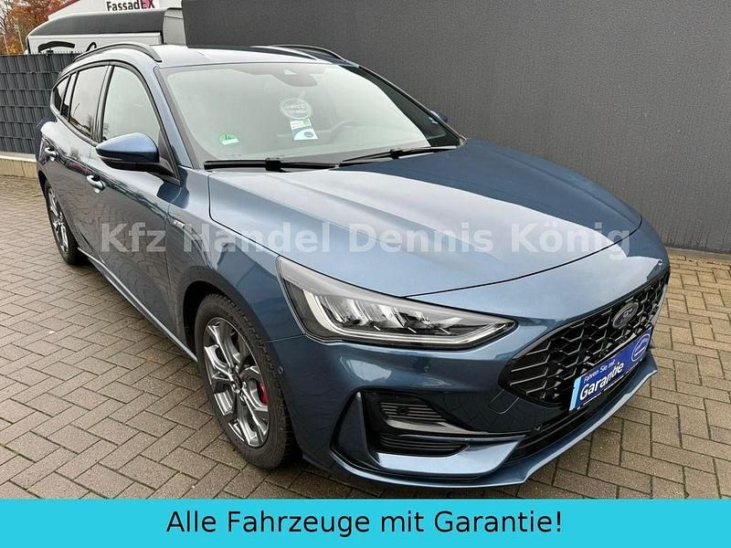 Gebraucht Ford Focus ST-Line X 155 PS (114 kW) 2024 Blau Limousine