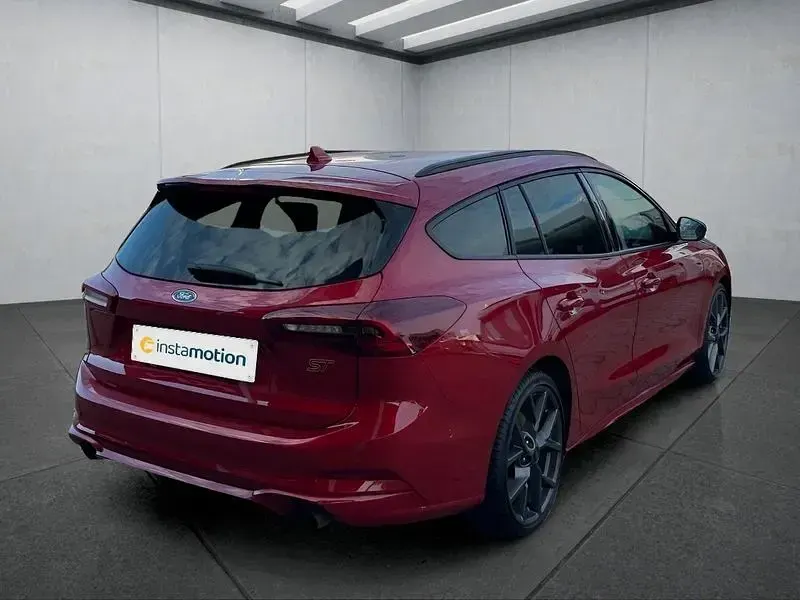 Gebraucht Ford Focus ST 280 PS (205 kW) 2025 Rot Kombi