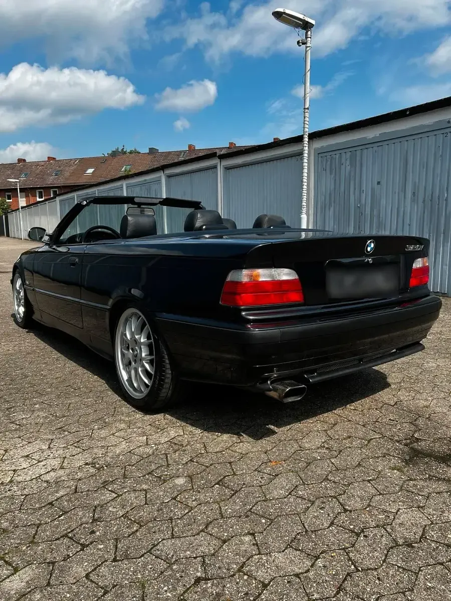 Gebraucht BMW 320 Cabriolet 150 PS (110 kW) 1997 Schwarz Cabrio