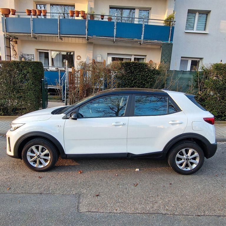 Gebraucht Kia Stonic Edition 7 84 PS (61 kW) 2020 Weiß SUV