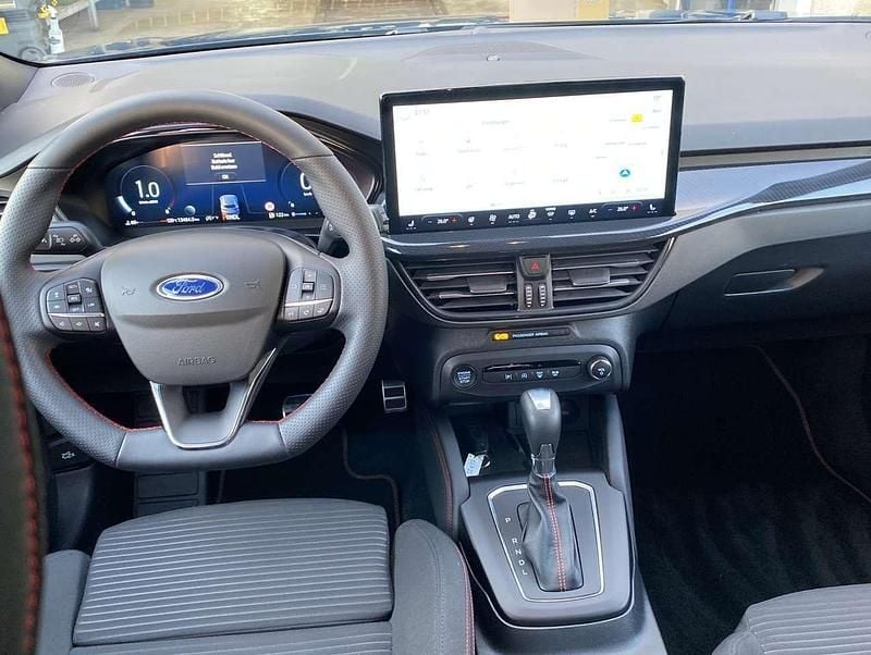 Gebraucht Ford Focus ST-Line X 155 PS (114 kW) 2025 Blau Kombi