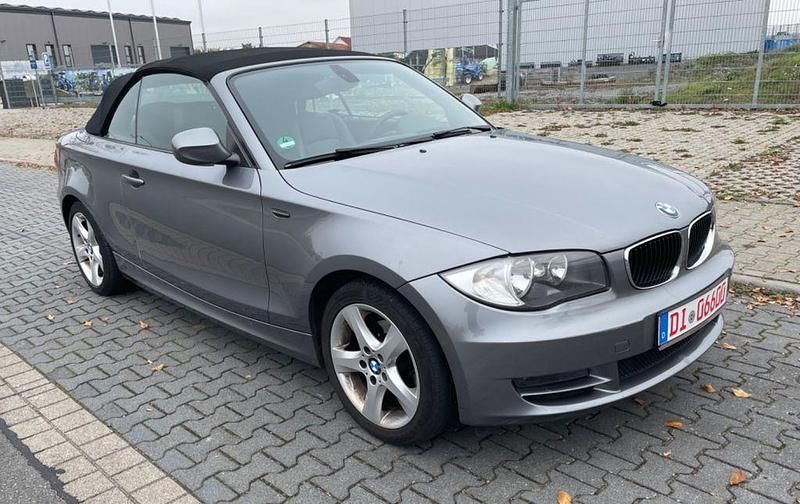 Gebraucht BMW 118 Cabriolet 143 PS (105 kW) 2010 Grau Cabrio