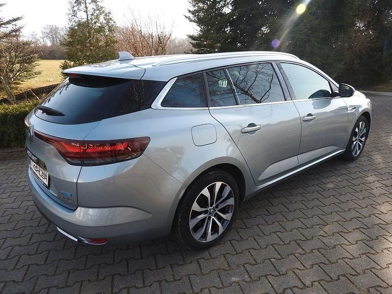 Gebraucht Renault Megane E-Tech Intens 158 PS (116 kW) 2021 Grau Limousine