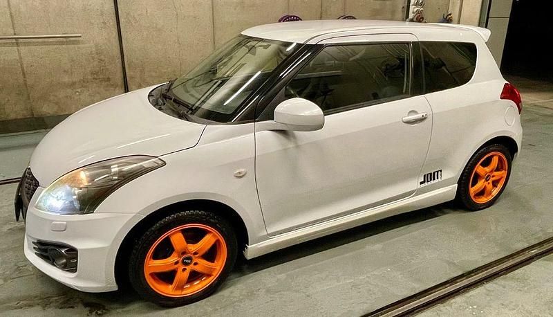Gebraucht Suzuki Swift Sport 136 PS (100 kW) 2012 Weiß Kleinwagen