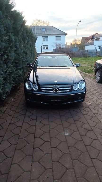 Gebraucht Mercedes CLK320 Elegance 224 PS (164 kW) 2006 Schwarz Cabrio
