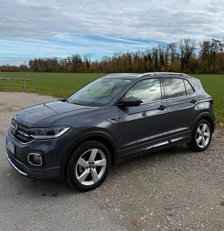 Grau Gebraucht 2022 VW T-Cross R-line SUV | 21.750 € (Guter Preis) - Bild 1/4