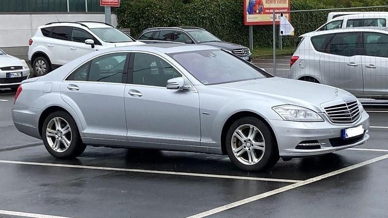 Gebraucht Mercedes S350 258 PS (189 kW) 2010 Silber Limousine