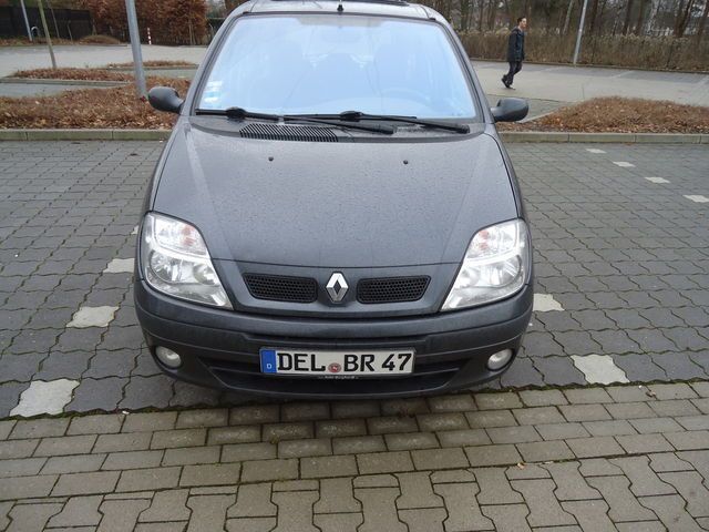 Gebraucht Renault Scénic 107 PS (78 kW) 2001 Grau metallic Van / Kleinbus