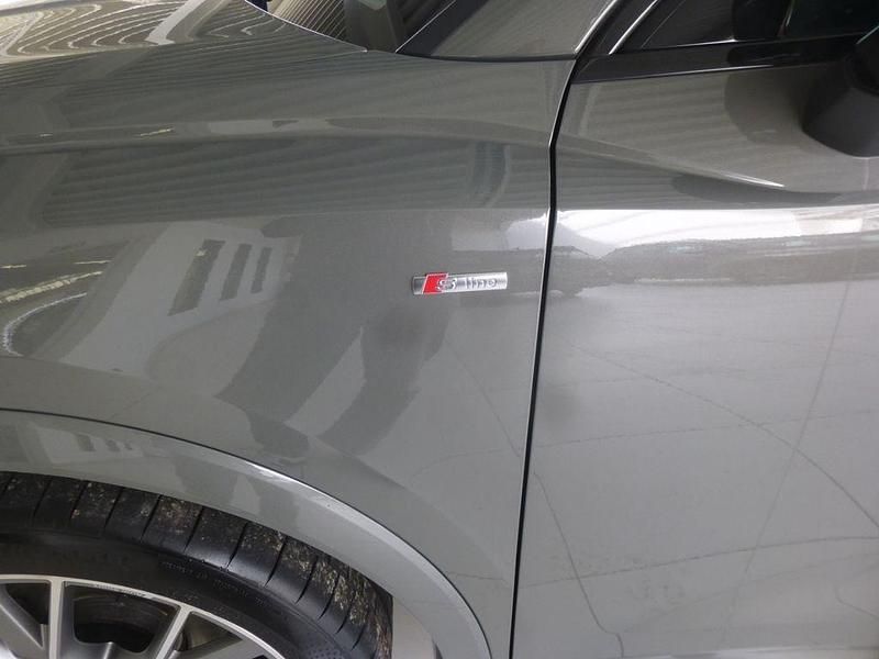 Gebraucht Audi Q3 S-Line 150 PS (110 kW) 2023 Chronosgrau metallic SUV