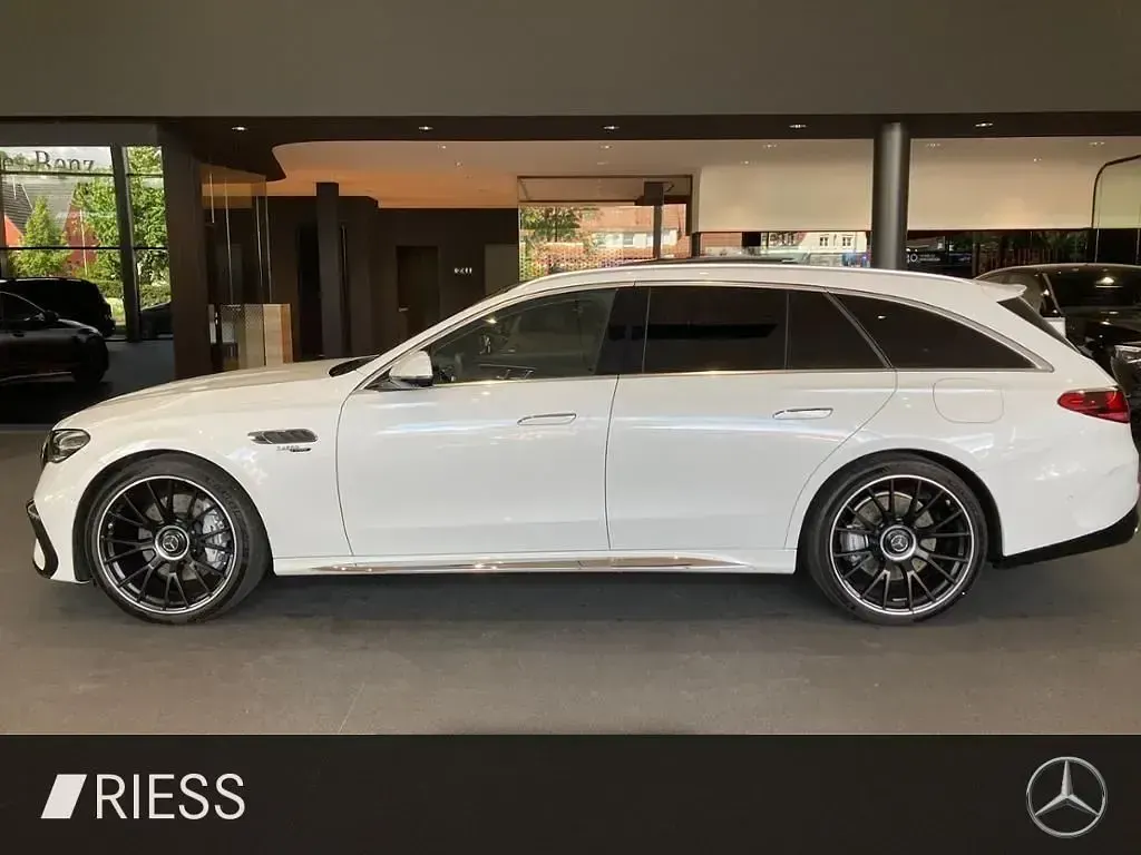 Gebraucht Mercedes E53 AMG AMG 449 PS (330 kW) 2025 Weiß Limousine