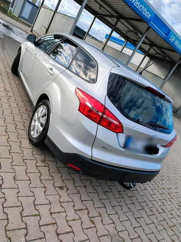 Gebraucht Ford Focus 150 PS (110 kW) 2018 Grau Kombi